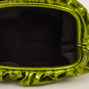 Clutch Bottega Veneta The Pouch Verde Metalizada