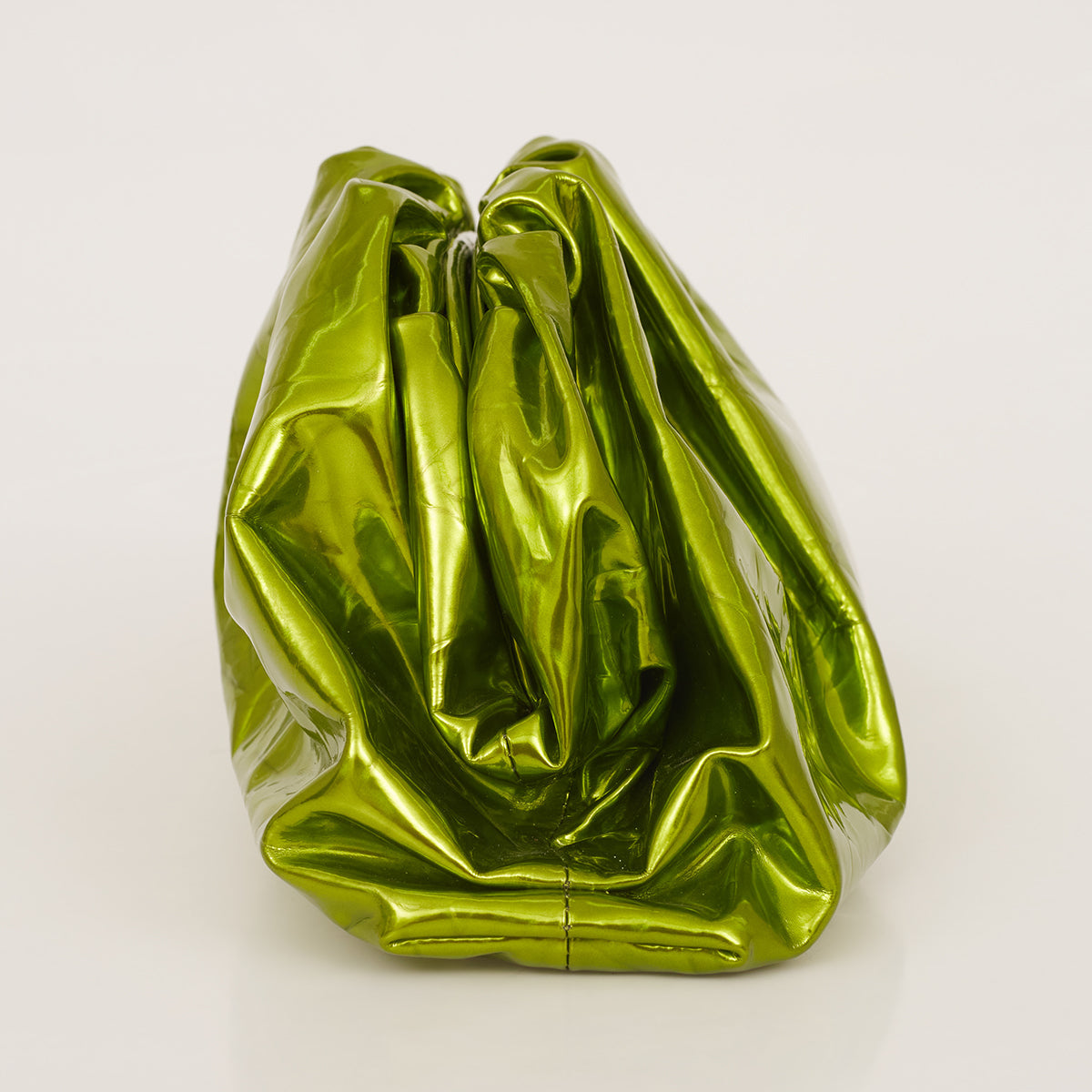 Clutch Bottega Veneta The Pouch Verde Metalizada