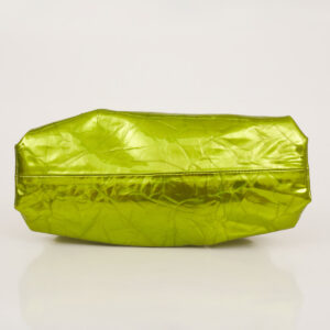 Clutch Bottega Veneta The Pouch Verde Metalizada