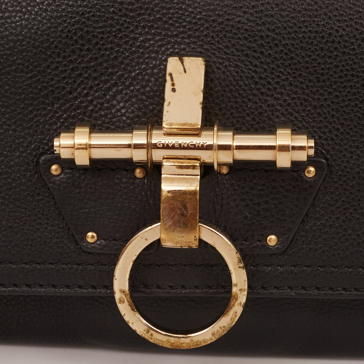Clutch Givenchy Preta