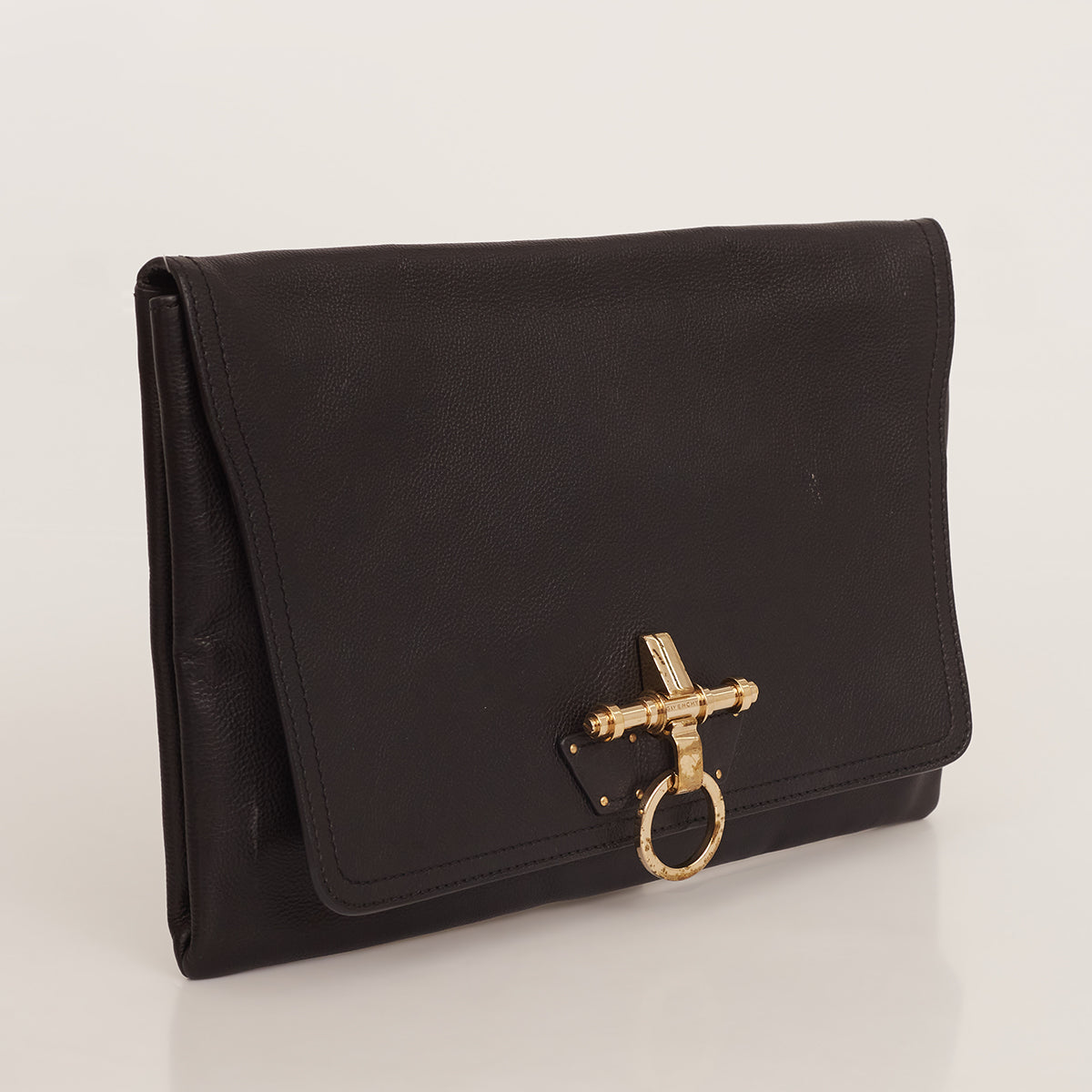 Clutch Givenchy Preta