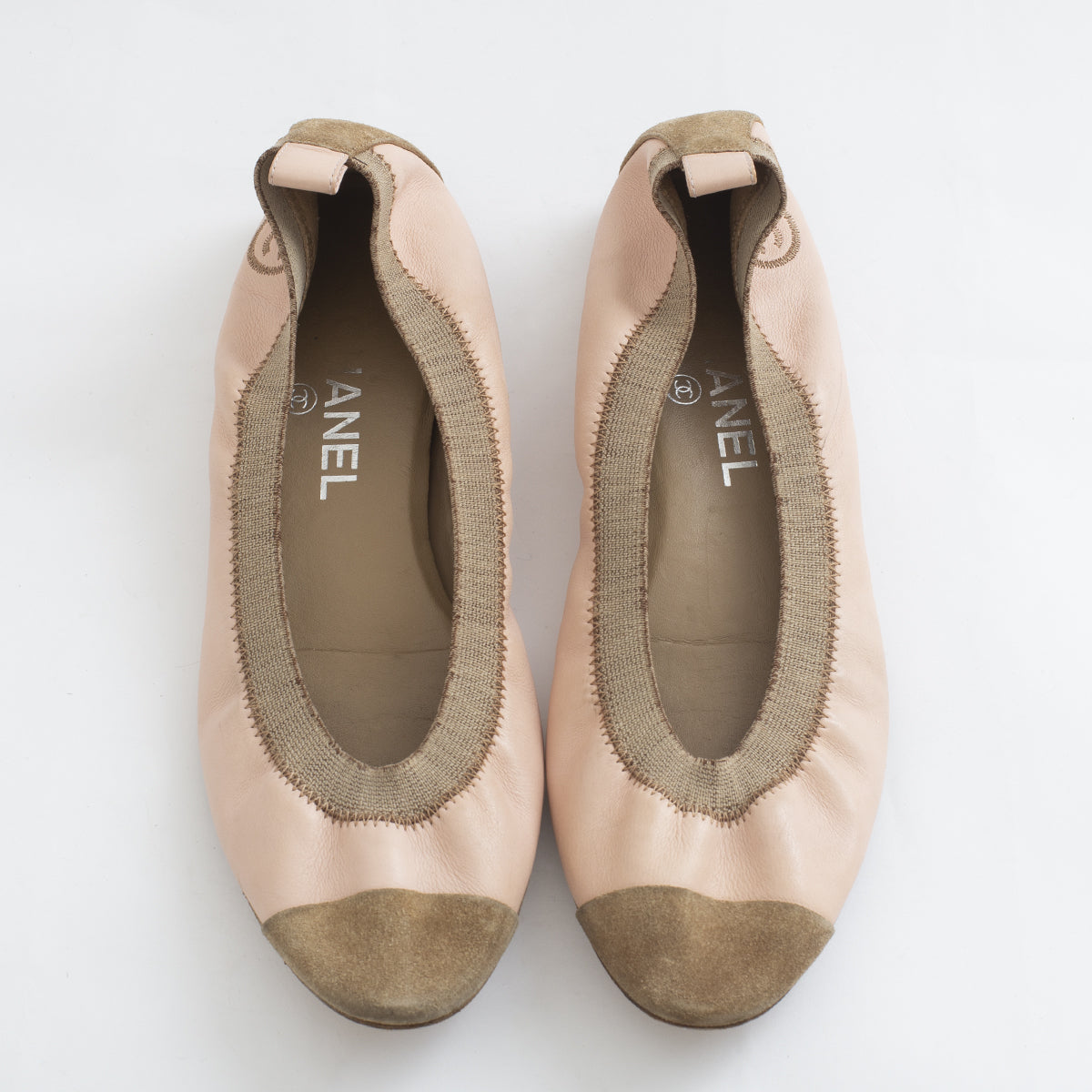 Sapatilha Chanel bicolor Nude e Rosinha Tam. 39