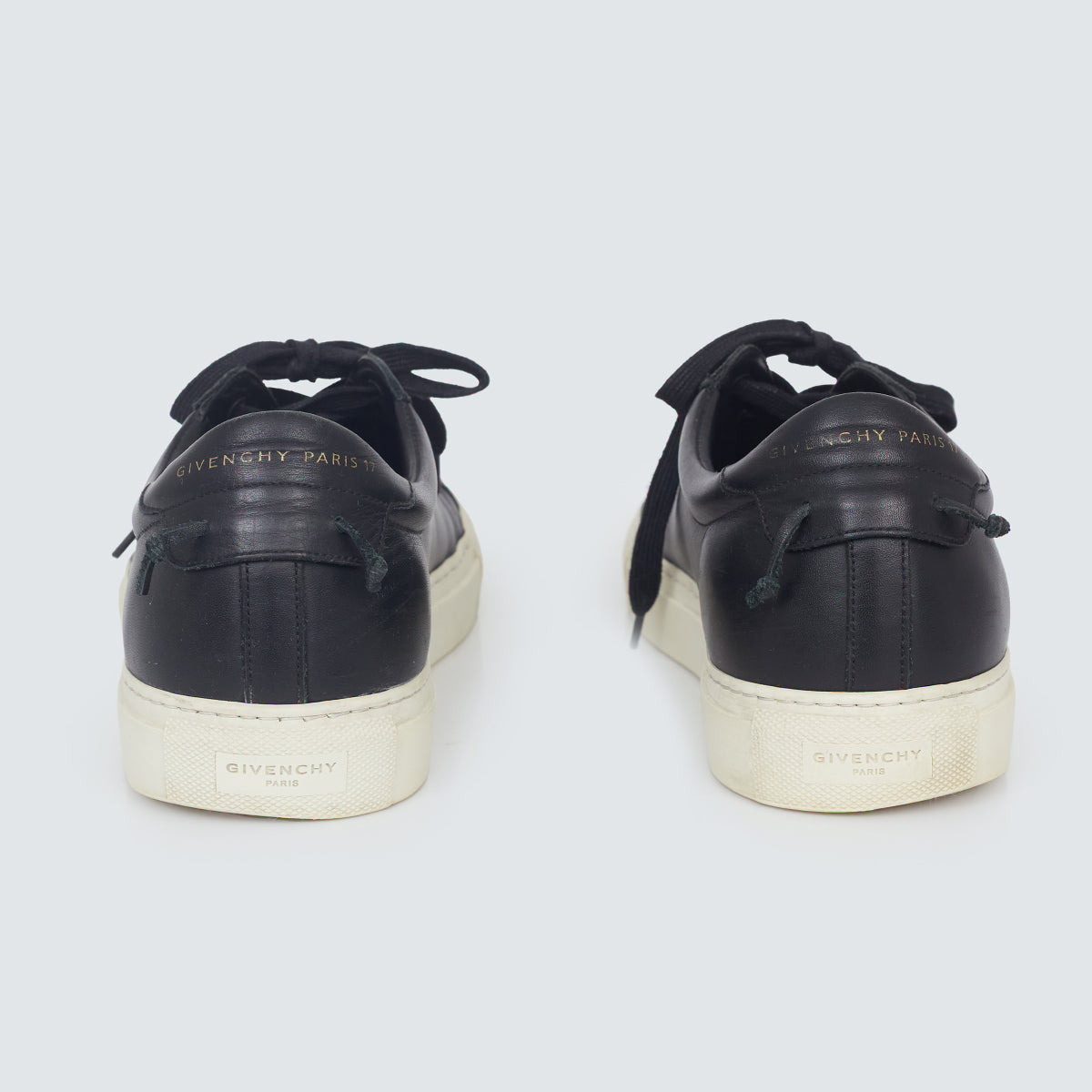 ⁠Tênis Givenchy Preto Tam 43 Br