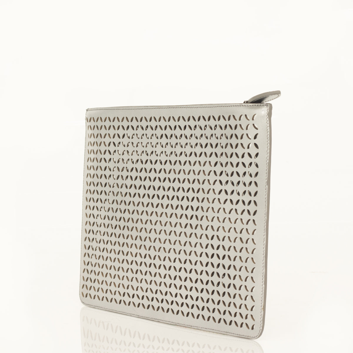 Clutch Alaia Prateada Recorte de Laser
