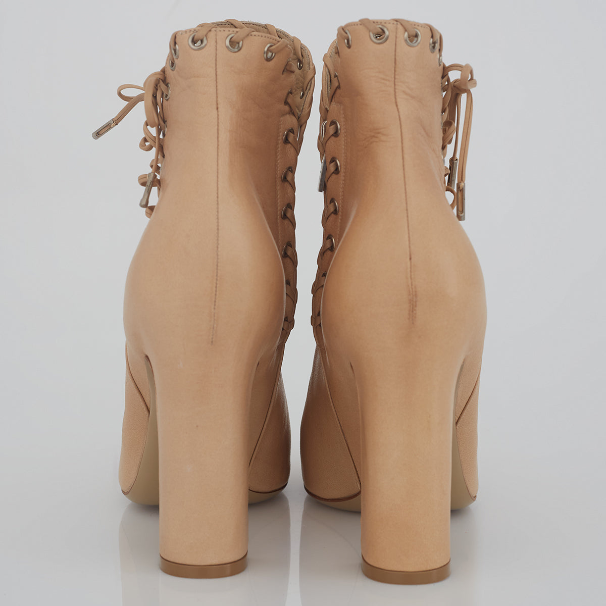 Bota Salvatore Ferragamo Bege Tam. 7,5