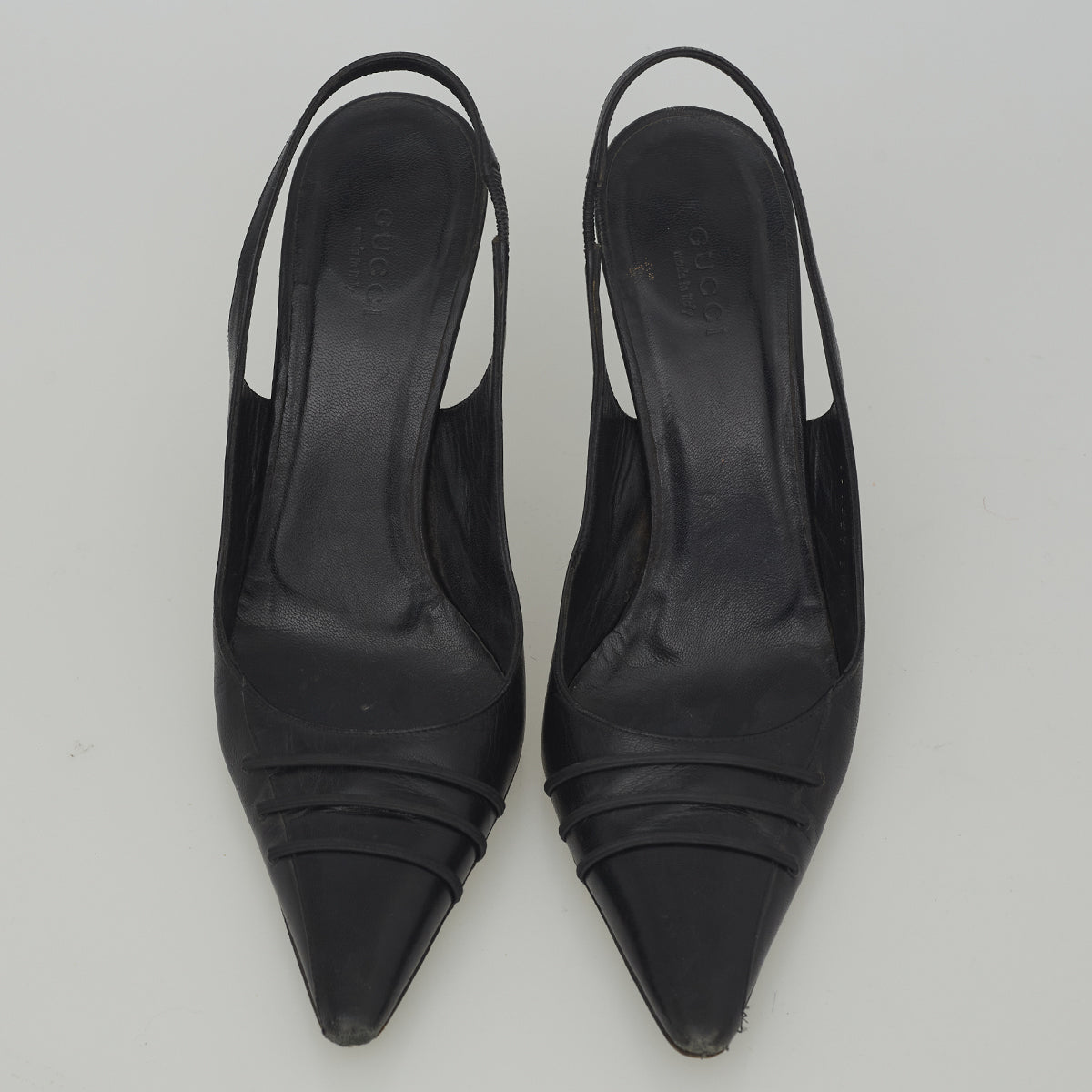 Scarpin Christian Louboutin Couro Preto Tam. 38,5
