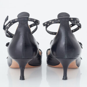 Scarpin Valentino Garavani Salto Baixo Preto e Bege Tam. 39,5