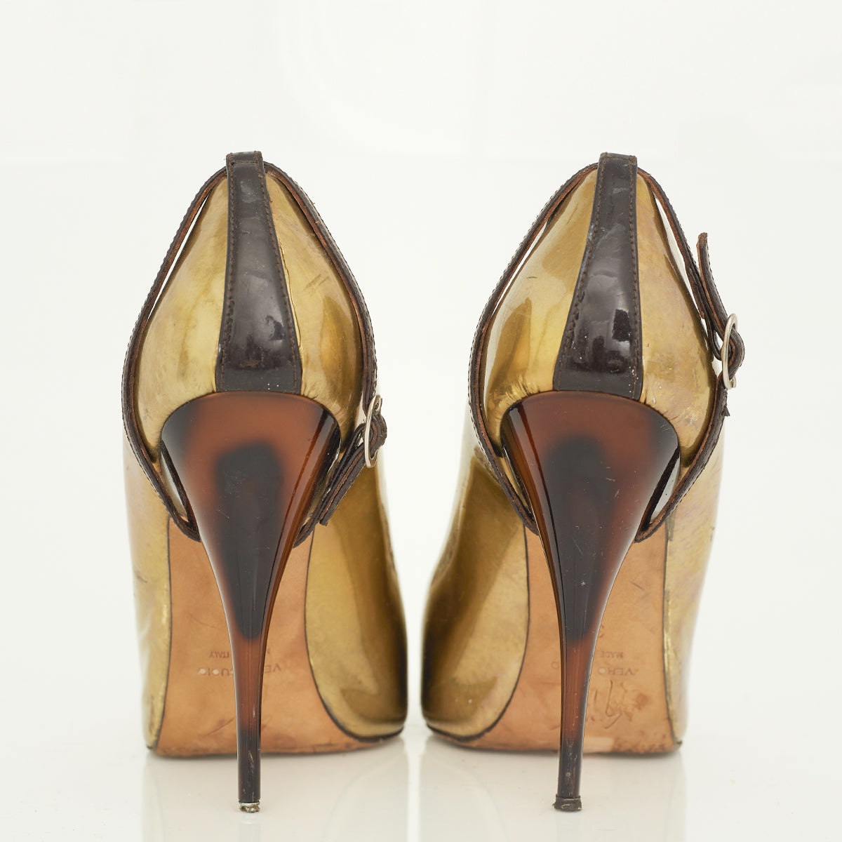 Sapato Giuseppe Zanotti Dourado Metalizado Tam. 38