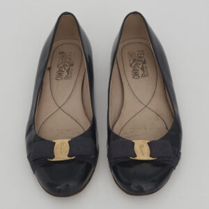 Sapatilha Salvatore Ferragamo Azul Petróleo Verniz Laço Tam. 8