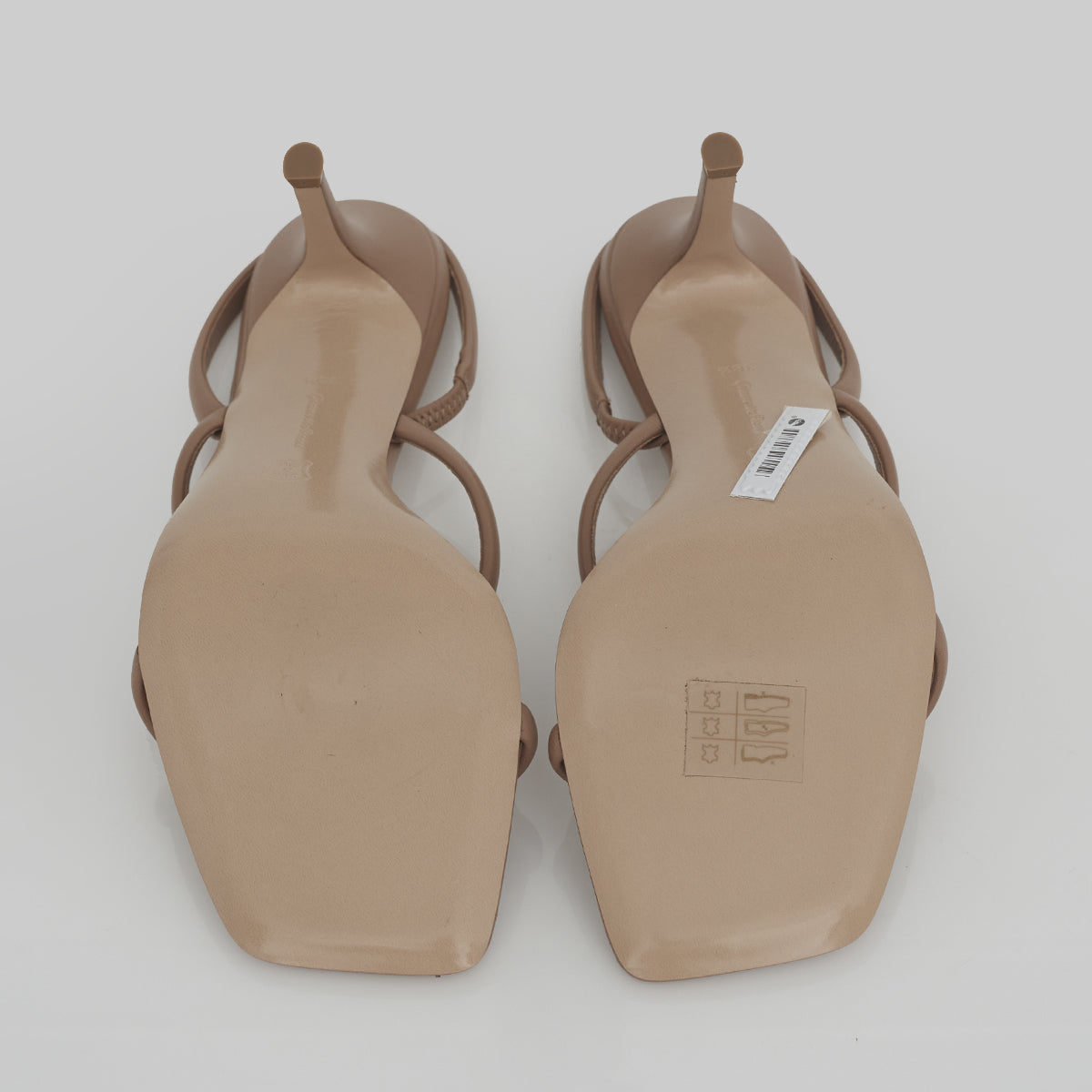 Sandália Gianvito Rossi Tiras Nude Tam. 38,5