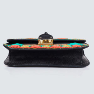 Bolsa Valentino Glam Lock Bordada Preta