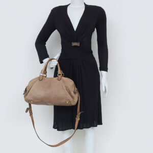 ⁠⁠Bolsa Miu Miu Tote Bege