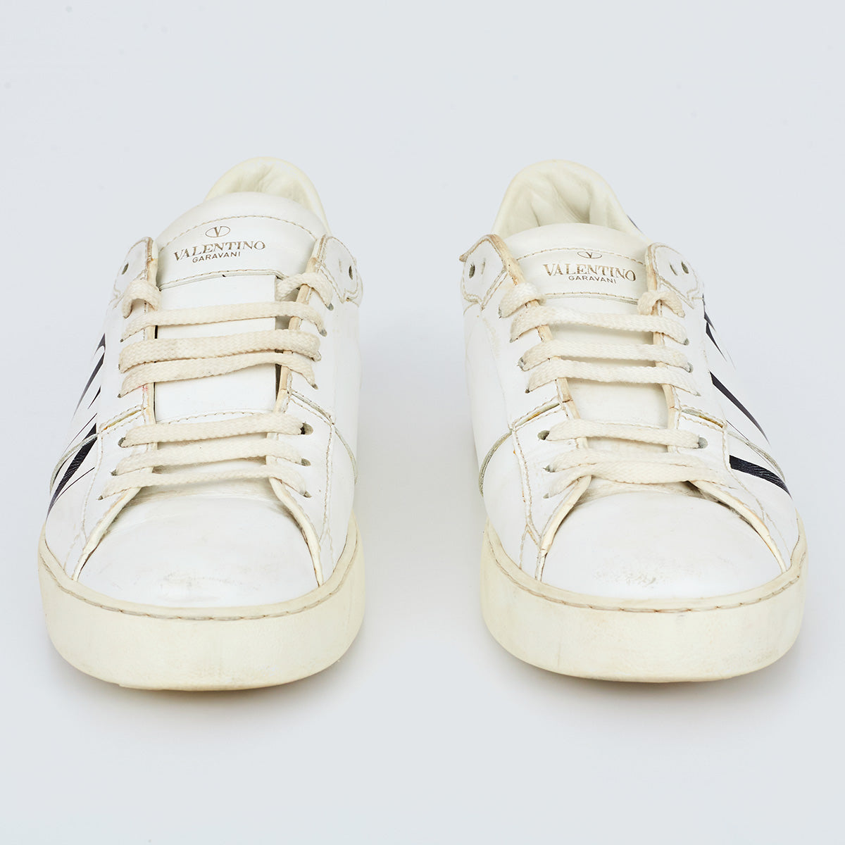 Tênis Valentino Branco VLTN Tam. 37 Br
