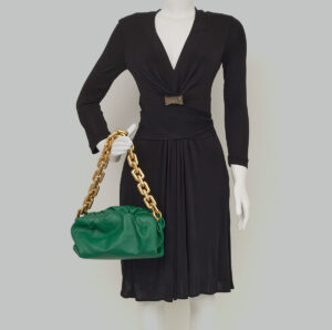 Bolsa Bottega Veneta Pouch Chain Verde