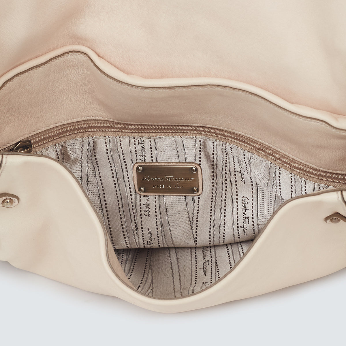 Bolsa Salvatore Ferragamo Off White