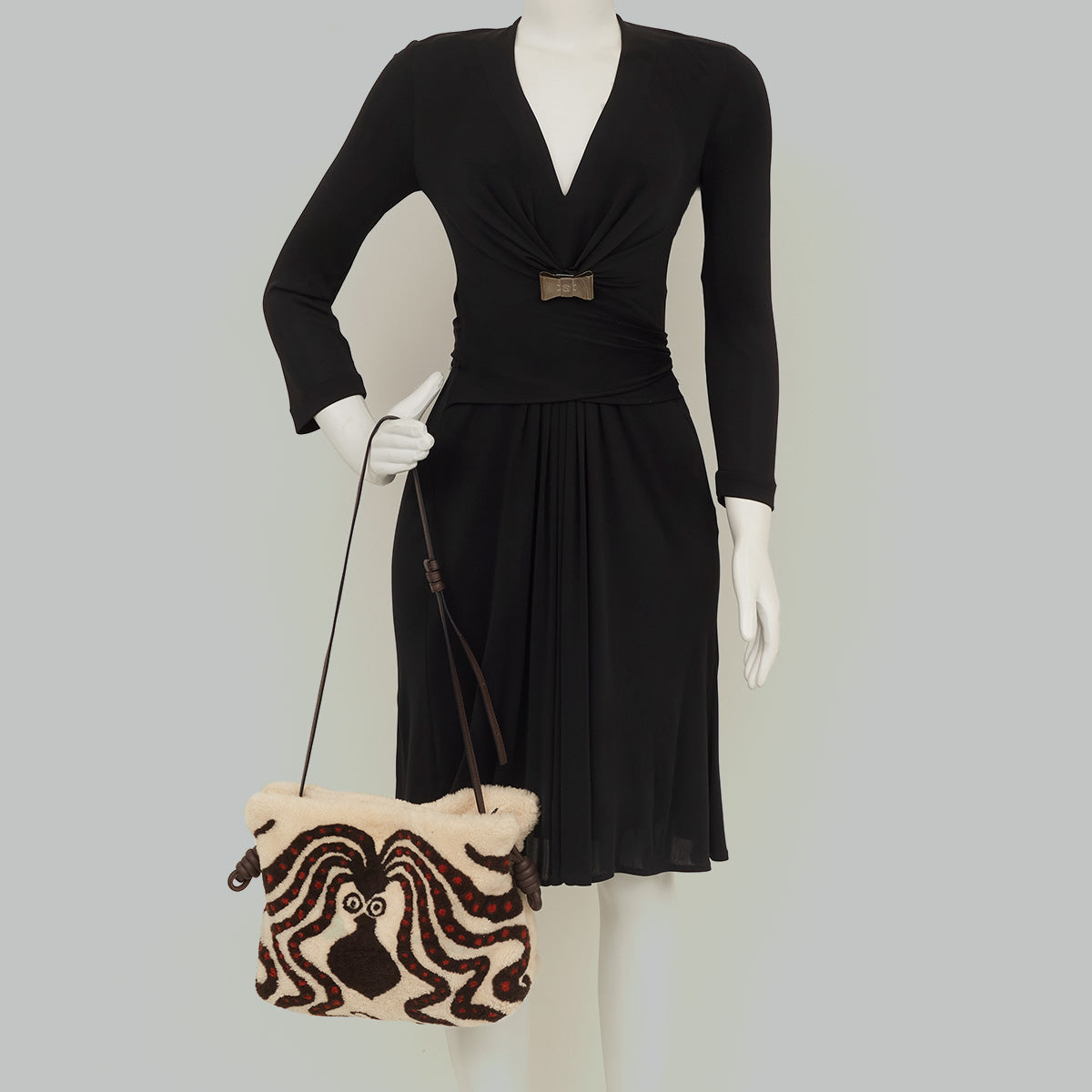 ⁠Bolsa Loewe Flamenco Octopus Shearing