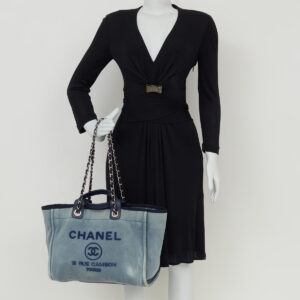 Bolsa Chanel Deauville Tote Azul