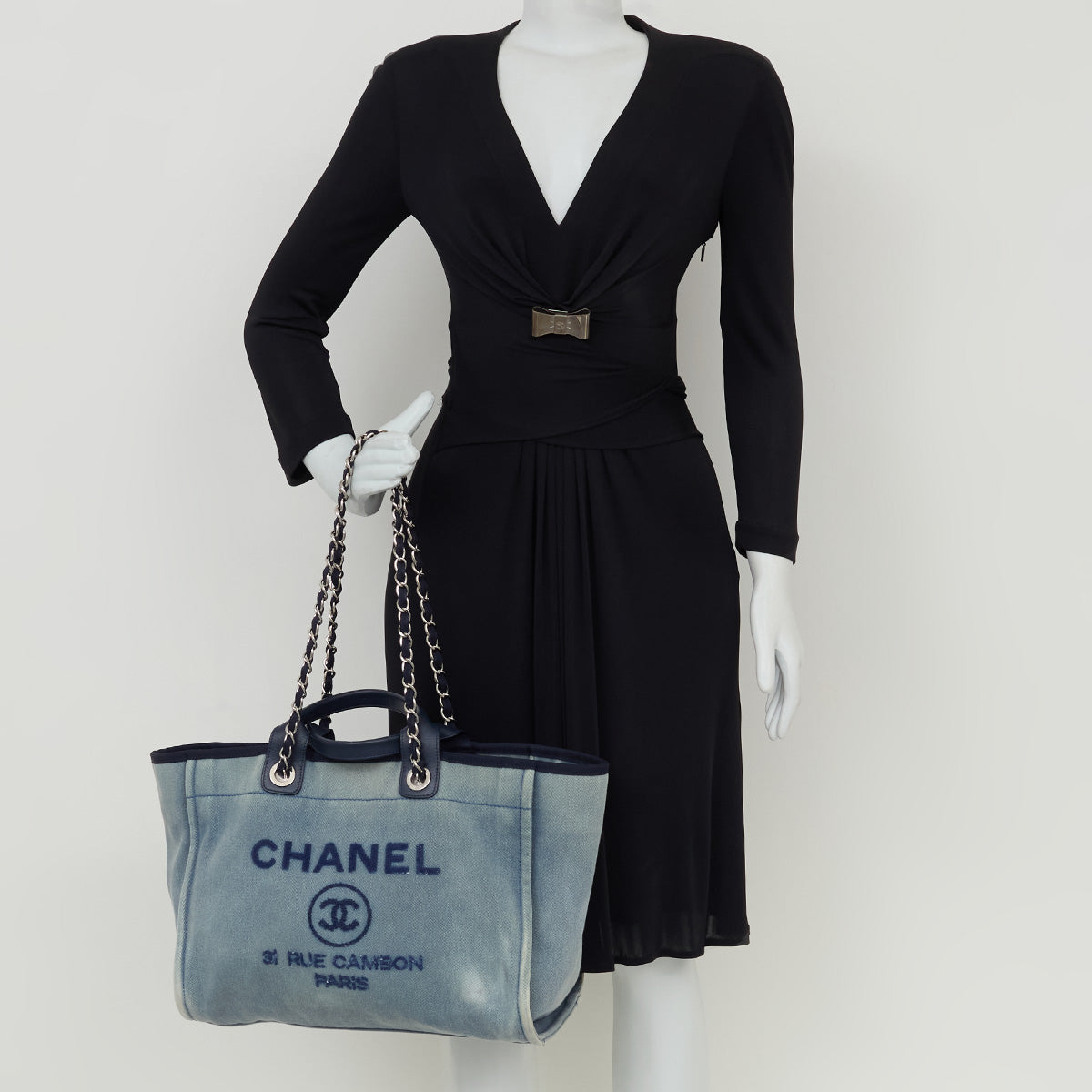 Bolsa Chanel Deauville Tote Azul