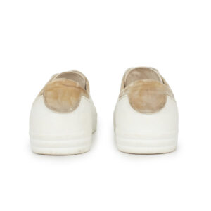 ⁠Tênis Chanel	Branco com Camurça Tam. 38 Br
