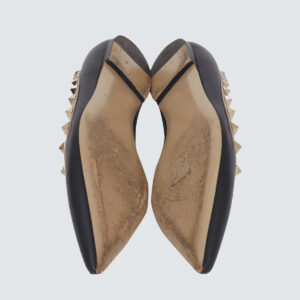 Sapatilha Valentino Studs Preta e Bege Tam. 36,5 BR