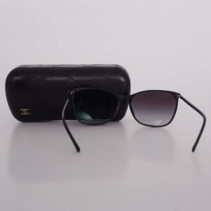 Óculos Chanel Preto c/ Hastes Finas
