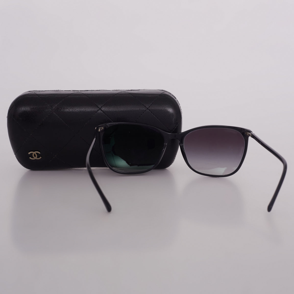 Óculos Chanel Preto c/ Hastes Finas