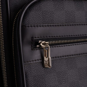 Mala Louis Vuitton Preta