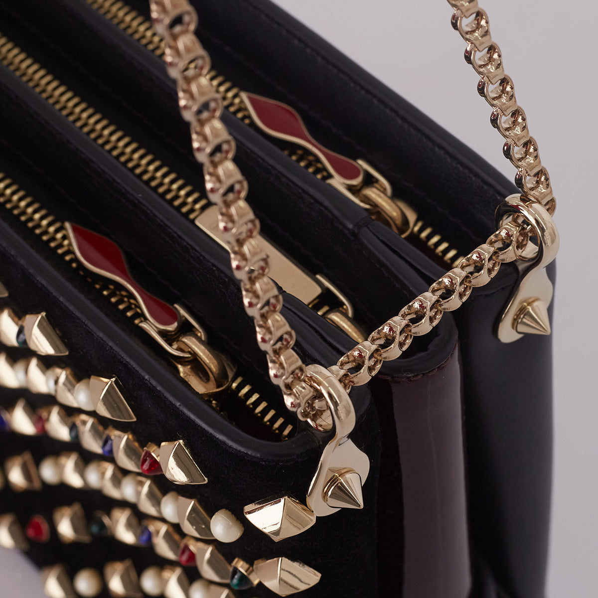 Bolsa Christian Louboutin Studs Preta