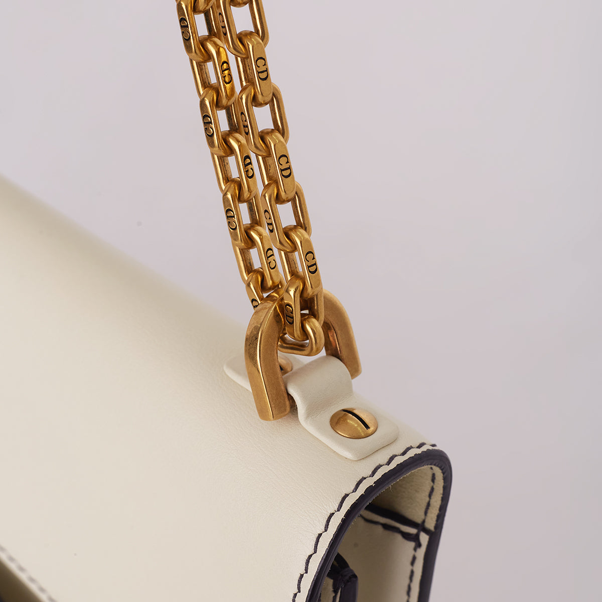 Bolsa Christian Dior J’adior Branca