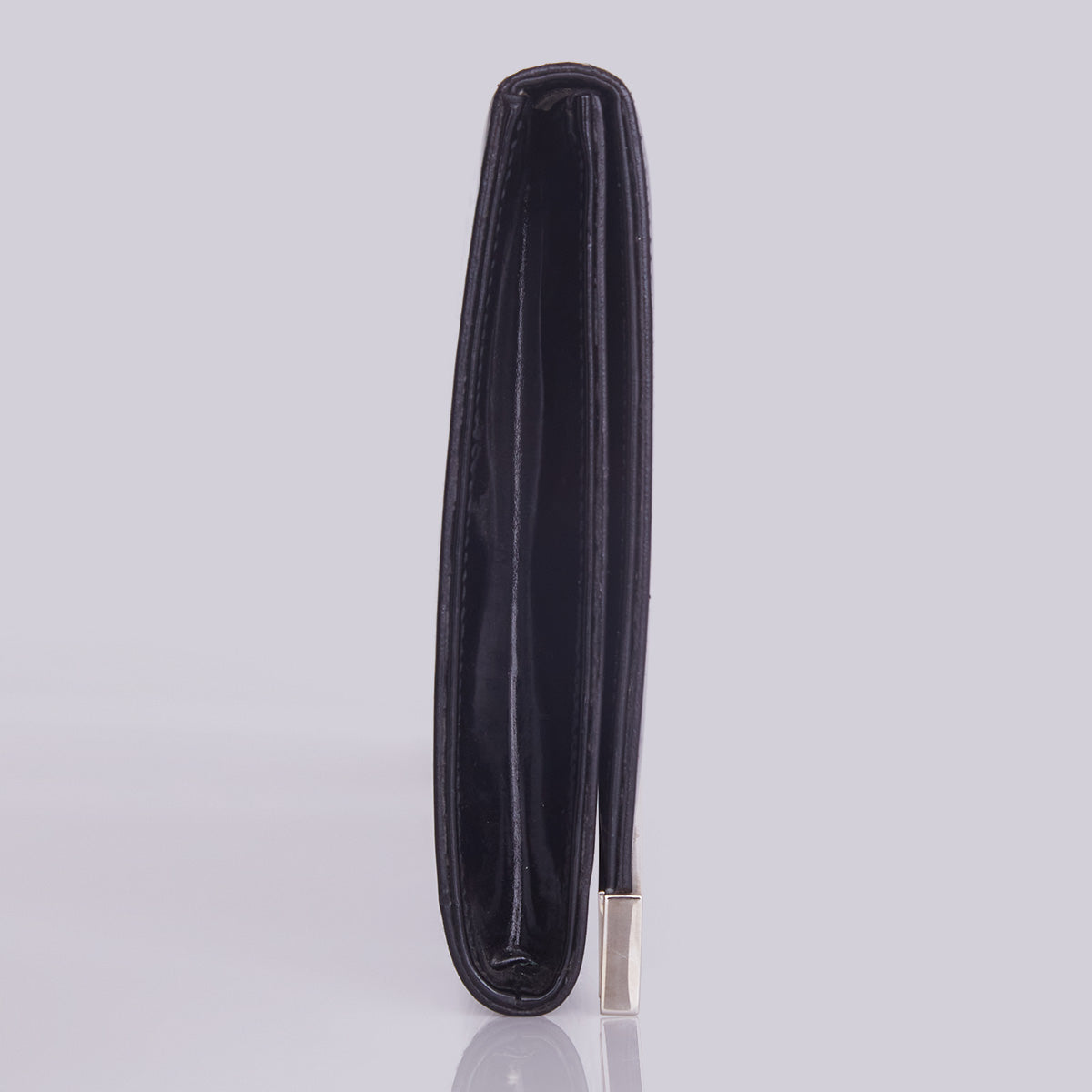 Clutch Gucci preta verniz