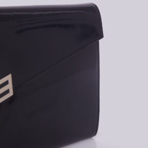 Clutch Gucci preta verniz