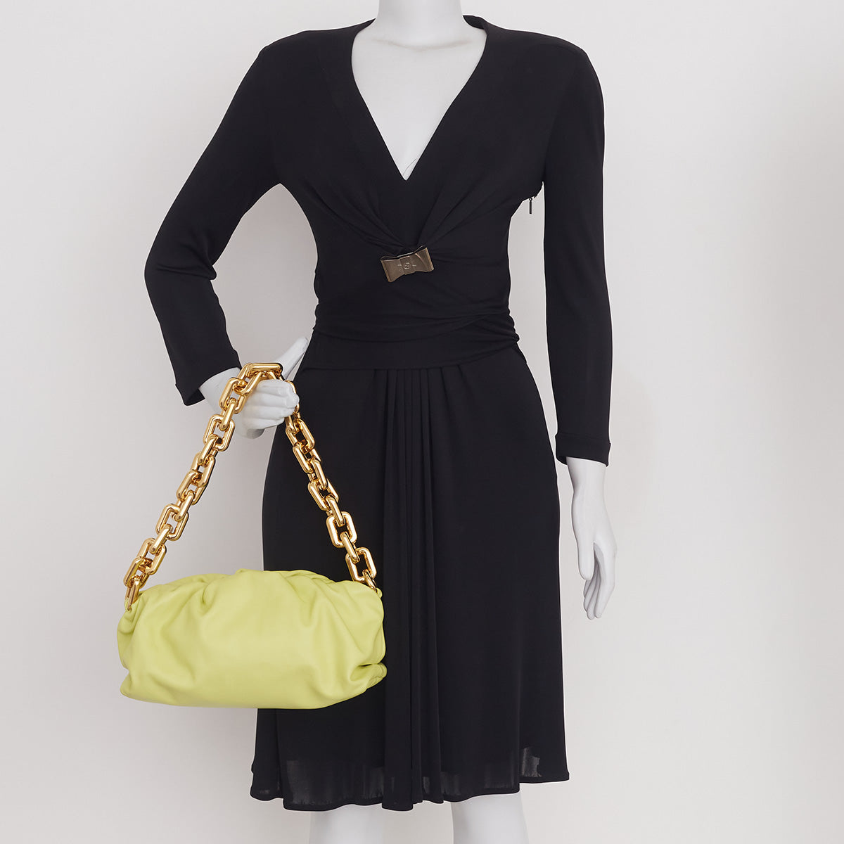 Bolsa Bottega Veneta Pouch Chain Verde Lima