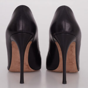 Scarpin Valentino Amarrações Studs Preto Tam. 36 Br