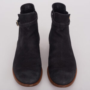 Bota Louis Vuitton Preta c/ Ferragem Monograma Dourada Tam. Br