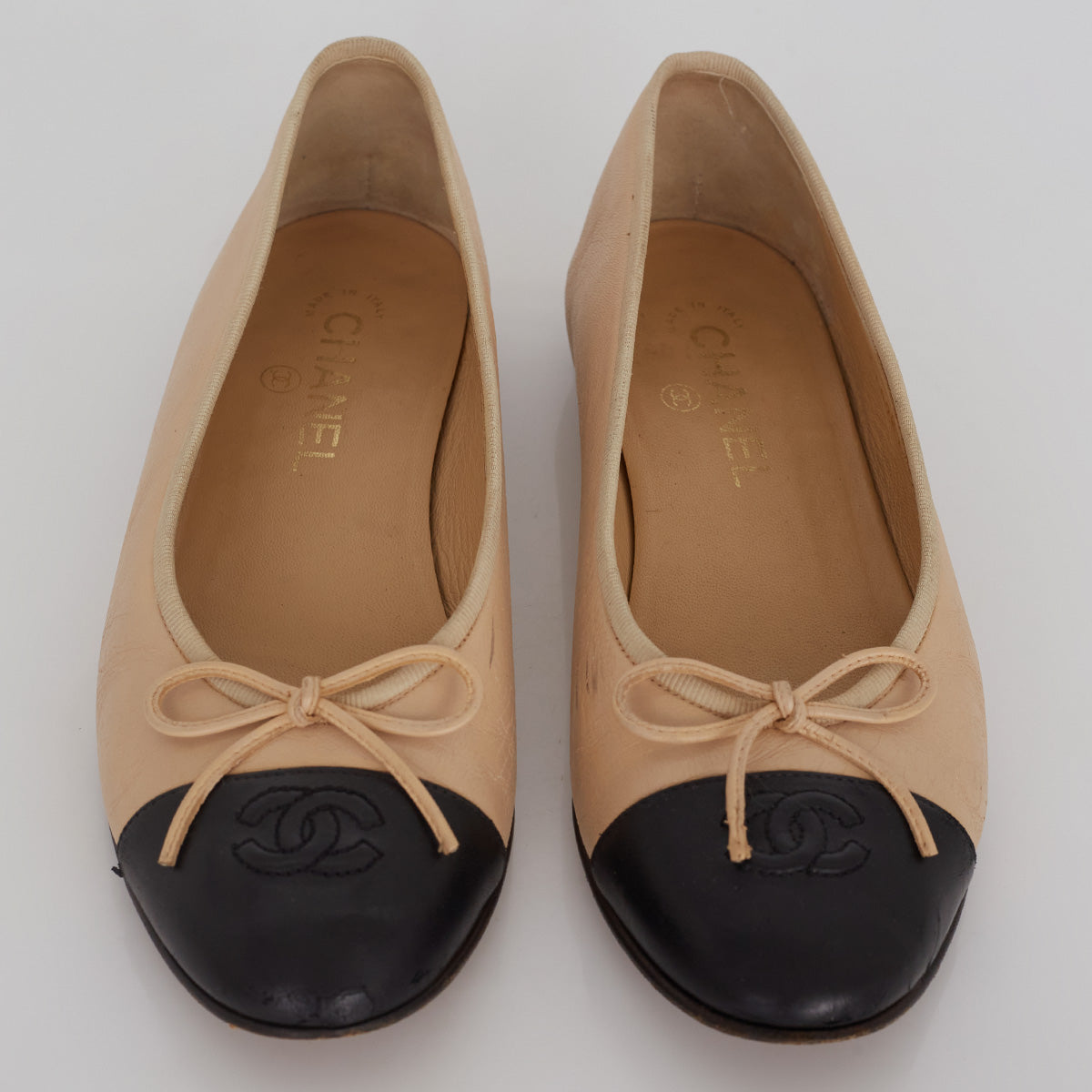 Sapatilha Chanel Bicolor Tam. 37,5 Br
