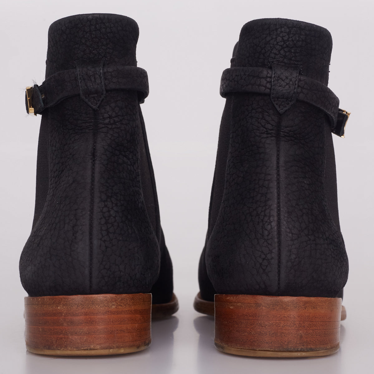 Bota Louis Vuitton Preta c/ Ferragem Monograma Dourada Tam. Br