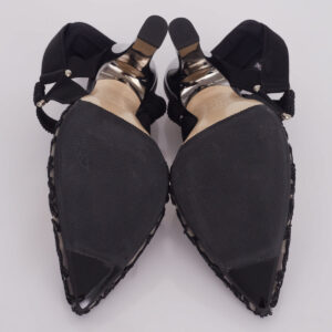 Scarpin Fendi Colibrì Slingback Preto Bordado Tam. 36,5 Br