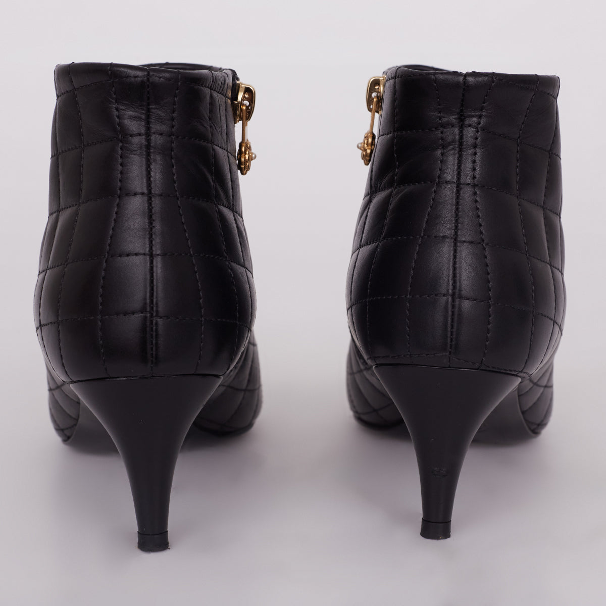 Bota Chanel Preta Tam. 35 Br