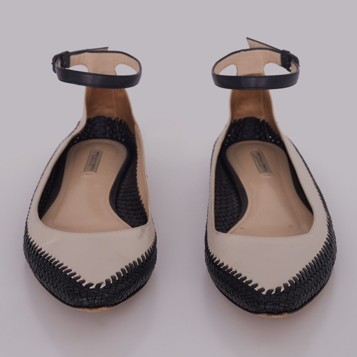 Sapato Bottega Veneta Preto e Off White Tam. 37,5 BR