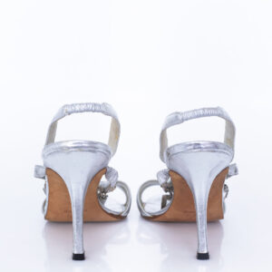 Sandália Manolo Blahnik Prateada com Pedras Tam.38,5