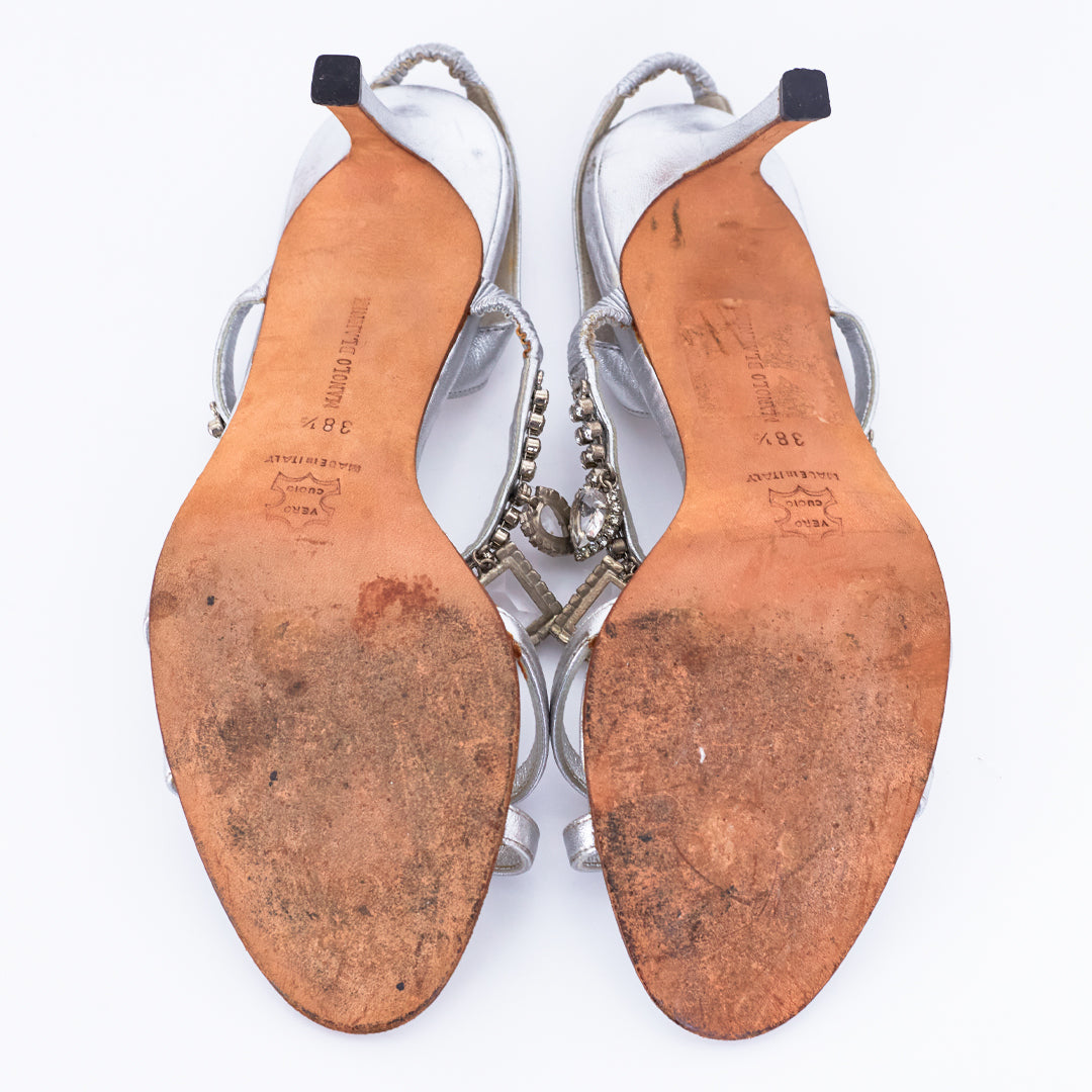Sandália Manolo Blahnik Prateada com Pedras Tam.38,5