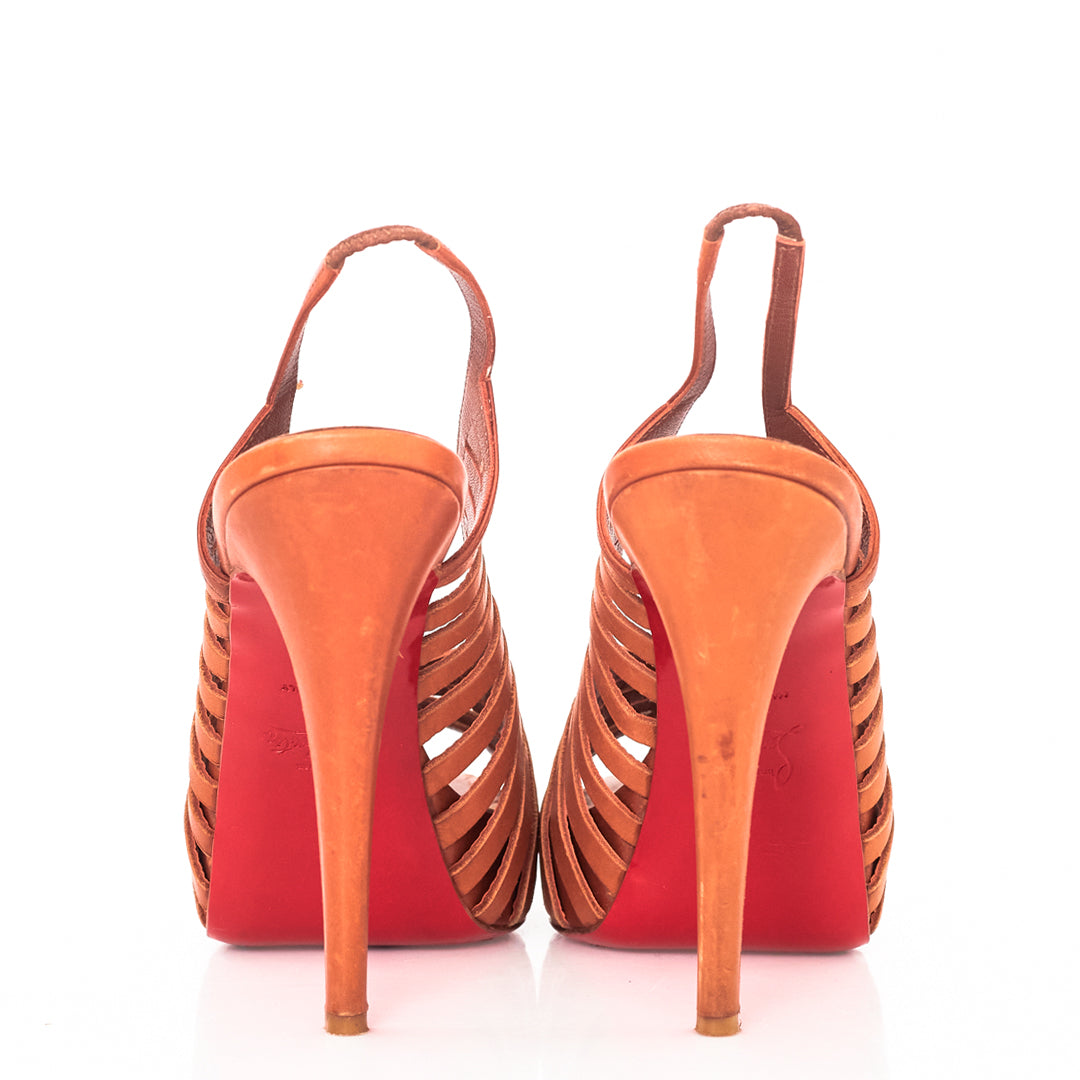 Peep Toe Christian Louboutin Caramelo Tam.39
