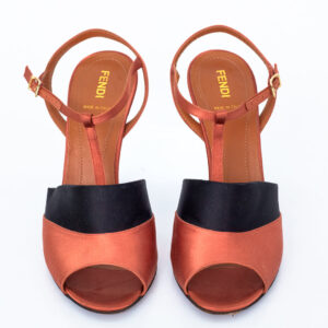 Sandália Fendi Terracota e Preto Tam.39