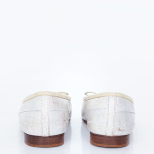 Sapatilha Chanel Gelo c/ Ponta Bege Tam. 37,5