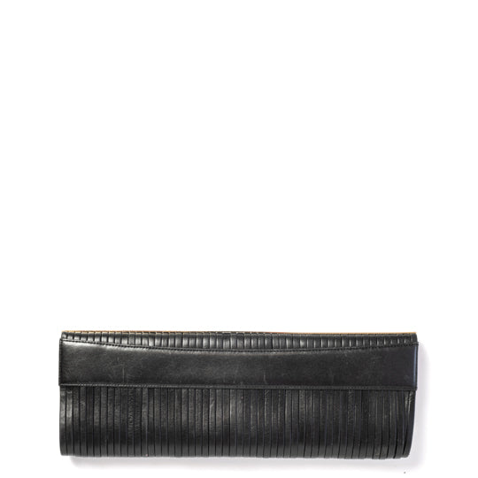 Clutch Rodo Preta com dourado