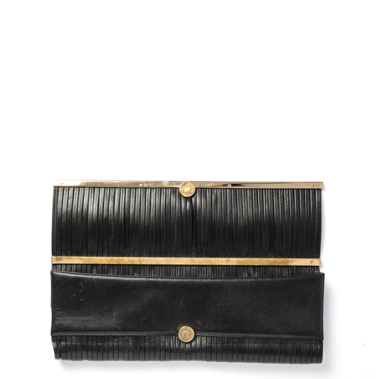 Clutch Rodo Preta com dourado