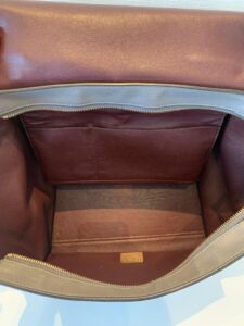 Bolsa Celine Trapeze Marrom Texturizada Média