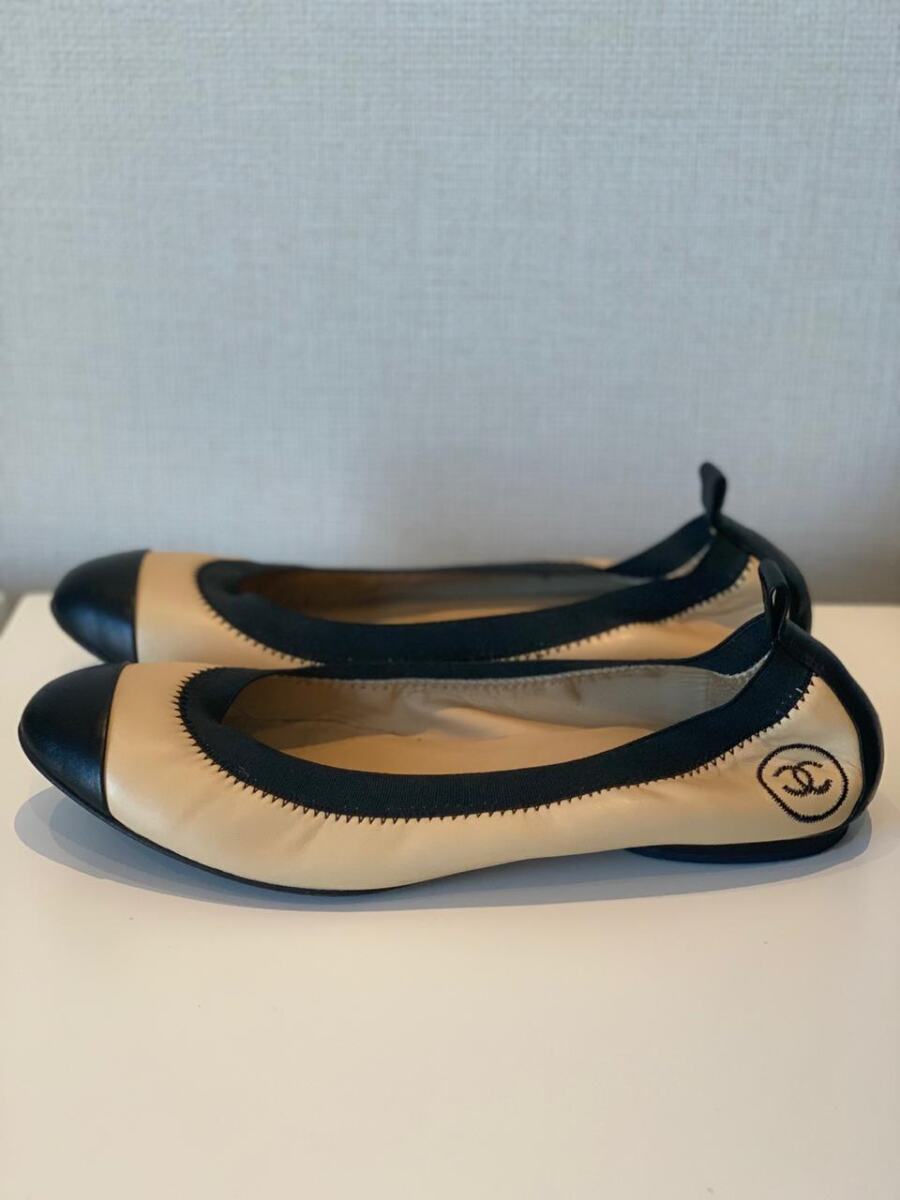 Sapatilha Chanel bicolor bege e preto Tam. 38,5