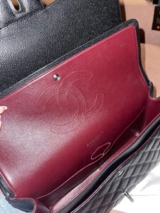 Bolsa Chanel Double Flap Caviar Maxi Preta