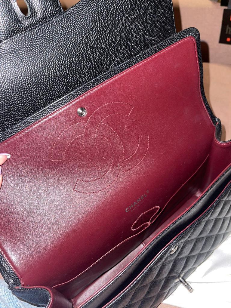 Bolsa Chanel Double Flap Caviar Maxi Preta